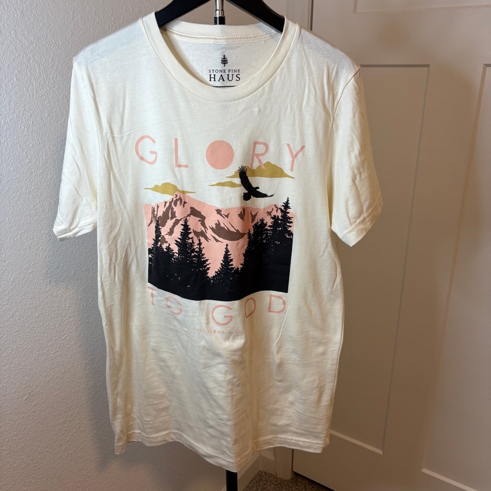 Women's White Graphic‎ Tee